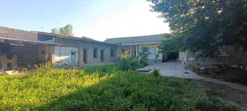 Продается дом участка срочна в Янгибозаре