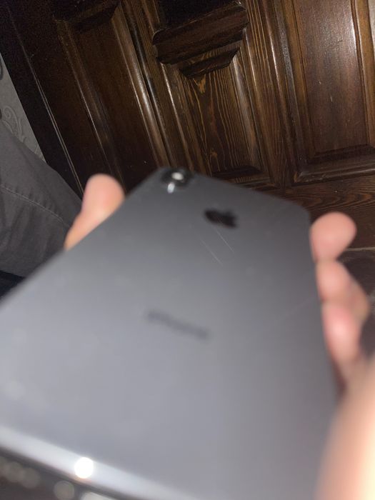Iphone x 64 ishlidgan xolatda