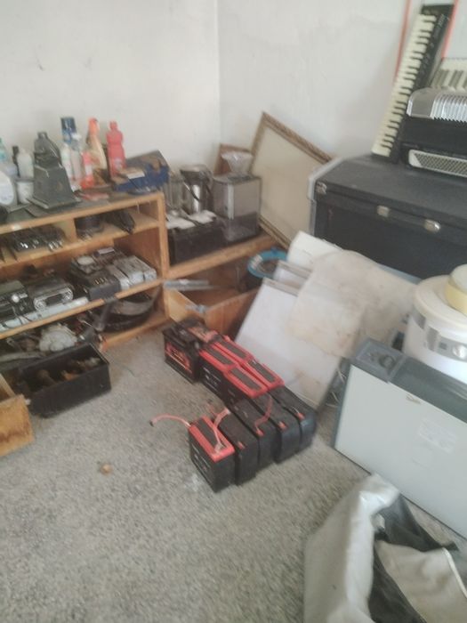 Продавам електроуреди,кафе машини,електроскутер,йоники,акордеони