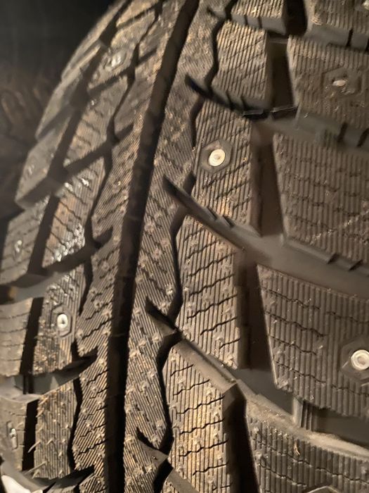 На 16 205/65 Китай шипы