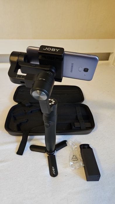Stabilizator/ghimbal filmare cu telefonul