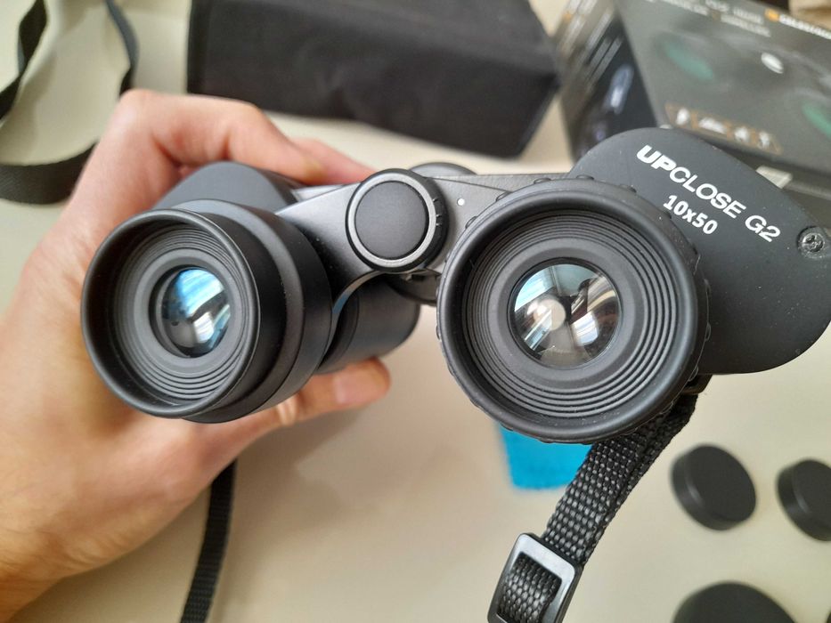 Vând binoclu Celestron Upclose G2 10X50