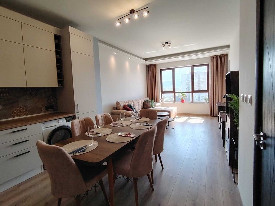 Дава се под наем Двустаен апартамент в Пловдив, Тракия - 63 кв.м за 561 € - Снимка #2