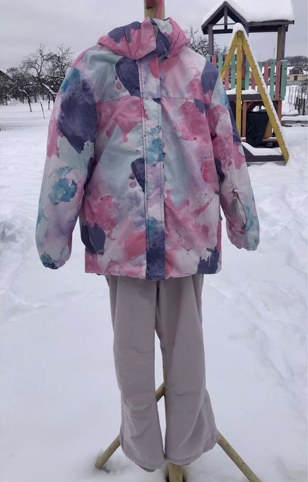 Geaca+pantaloni ski marimea 134