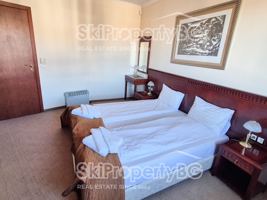 Двустаен апартамент с ТОП локация и невероятна гледка!