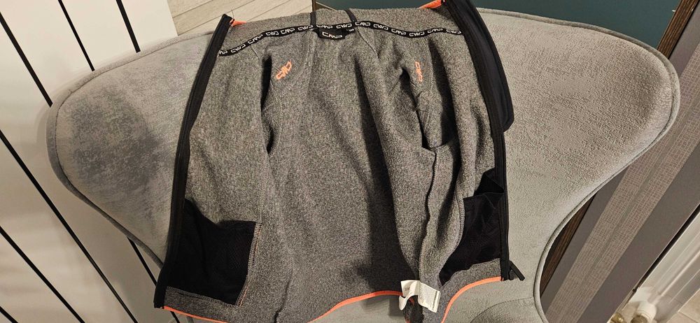 Детски суичер размер 140