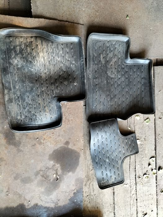 Продам коврики лада гранта