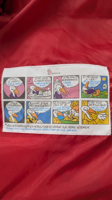 Елек MONCLER червен