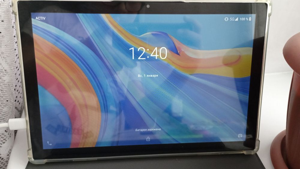 Продам планшет срочно