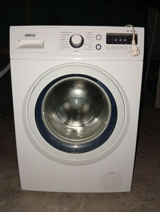 Стиральная машинка сотилади