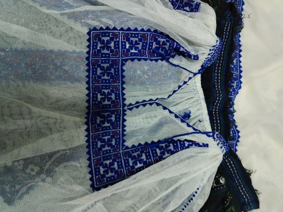 Costum popular zona Oltenia