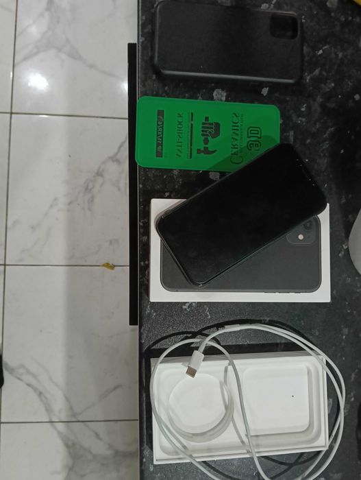 iPhone 11 128gb black