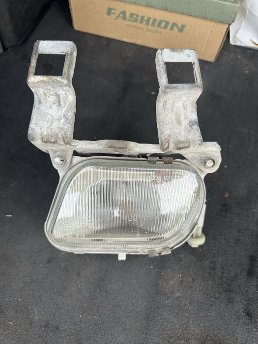 Туманка W210 Е280 лупарик дорест 1998г