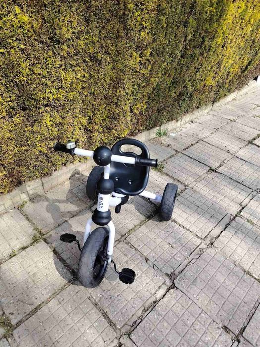 Детско колело с три гуми