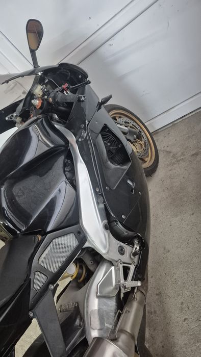 Vand aprilia rsv 1000