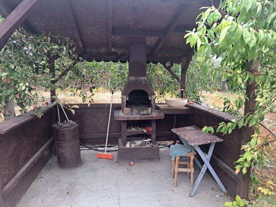 Vând casa în comuna Radovanu,județul Calarasi