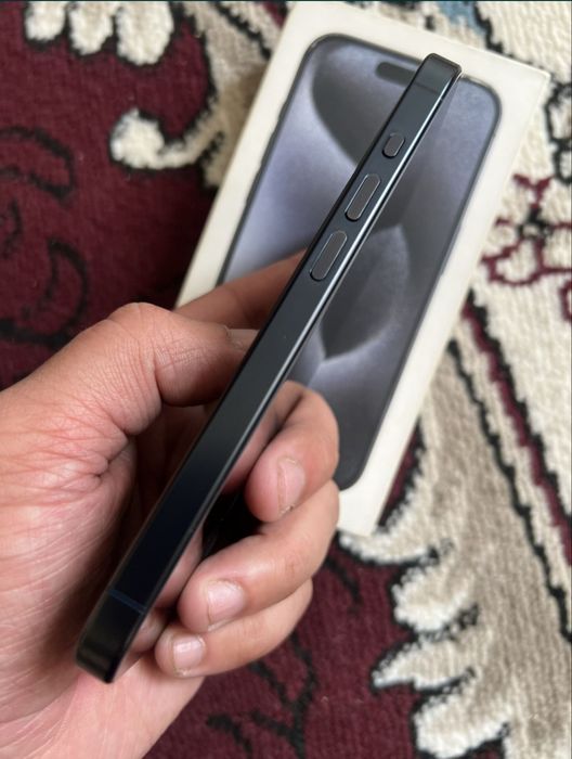 Iphone 15 pro  128 radnoy