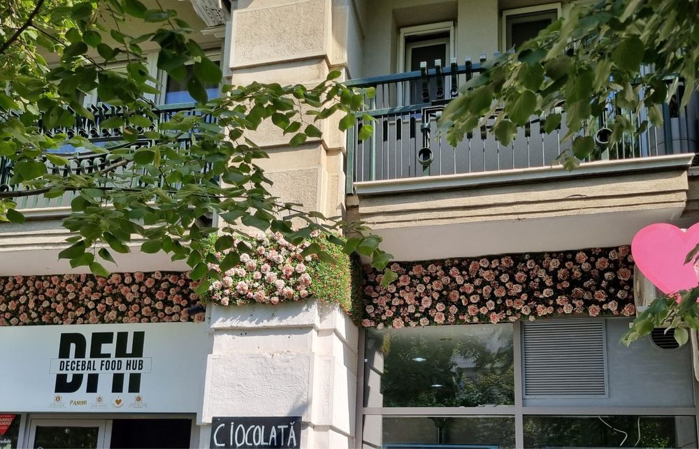 Panou cu flori artificiale 600 cm x 50 cm decorare perete sau fatada