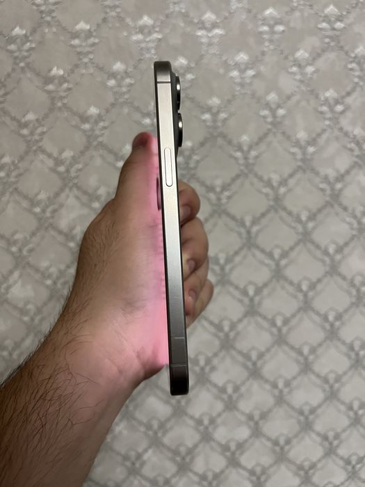 iPhone 15 pro max 1Tb