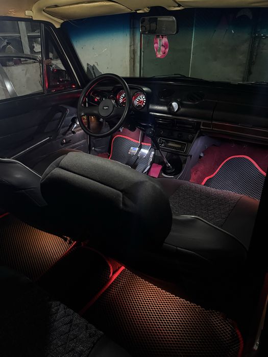 Vaz 2106 sotiladi