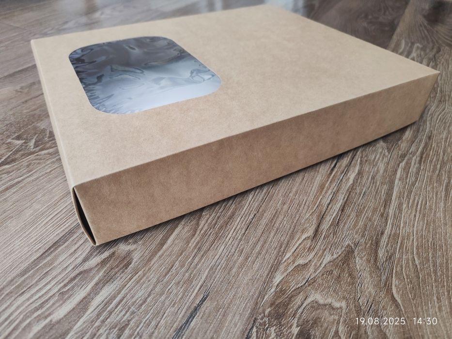 Коробки картоннаые 30х25х5