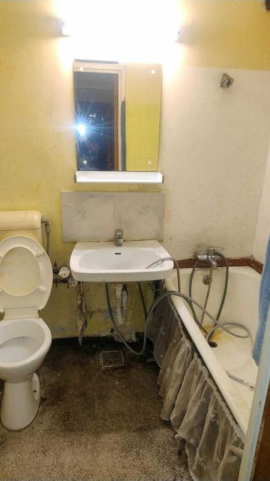 Vând apartament 3 camere București sector 6