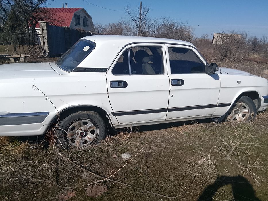 Продам Волгу на запчасти