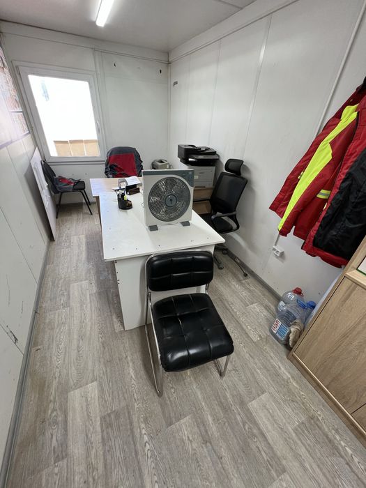Продам офисную мебель б/у