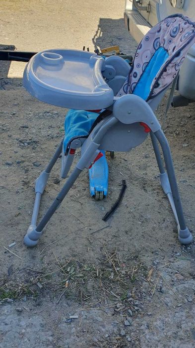 Продам столик для кормления