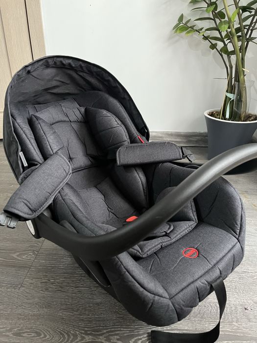 Продам Автокресло