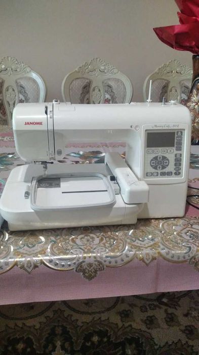 Камютер вишивка  Janome машинка сотилди