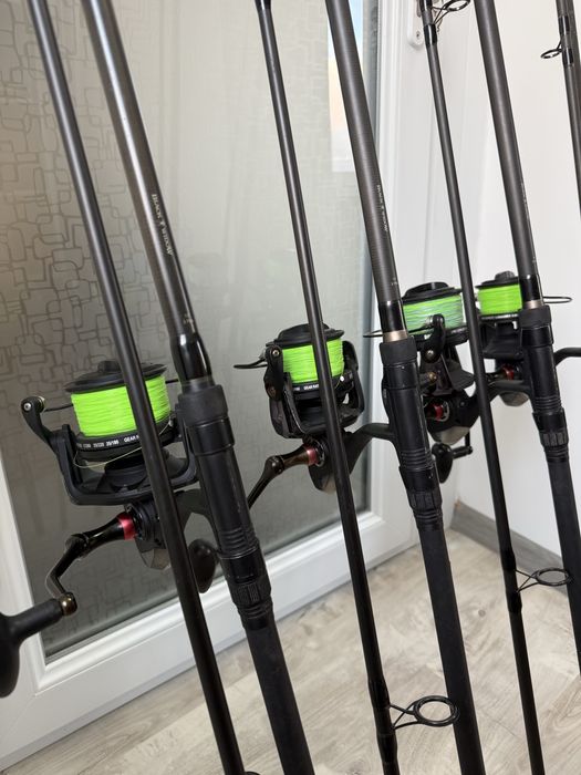 Combo Pescuit Crap Daiwa Crosscast Fox Eos Okuma Avenger Custom Black