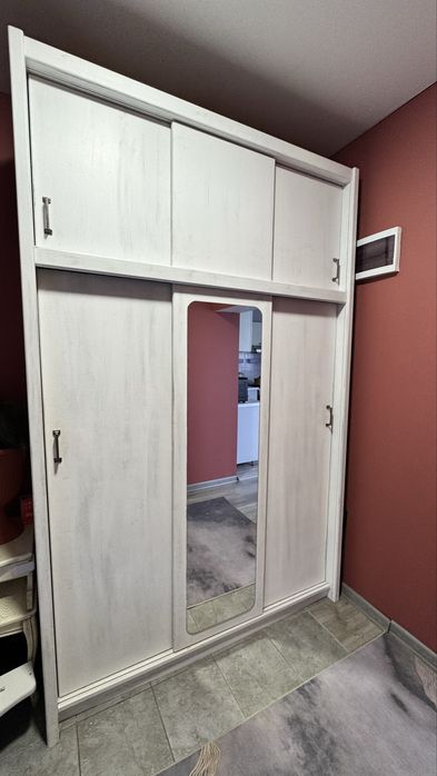 Шкаф в отличном состоянии