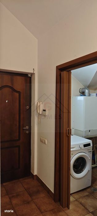 Apartament la casa,  aproape de 700!