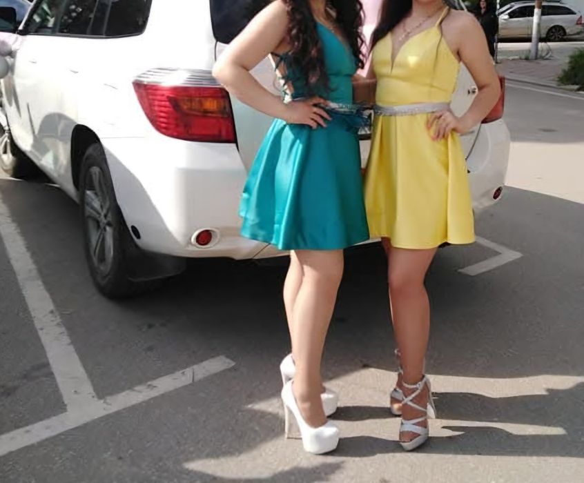 Лорети рокля тюрклазена и жълта имам