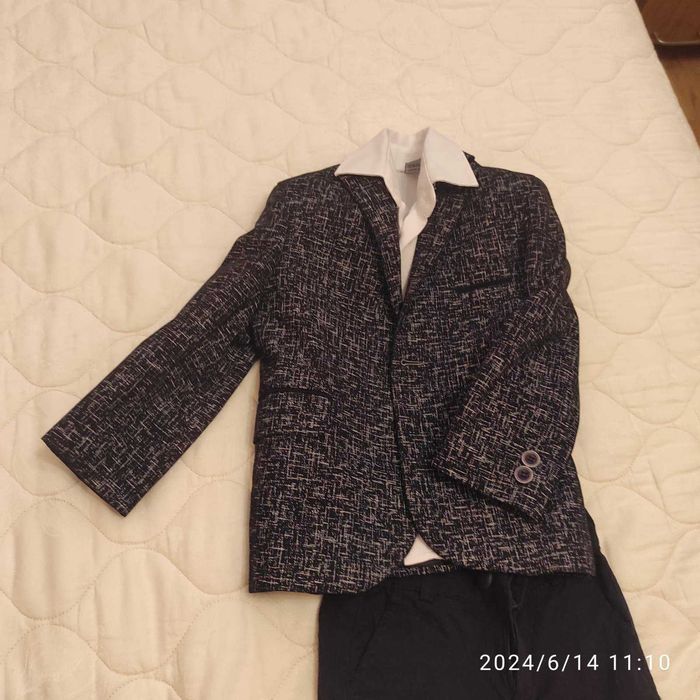 Детски костюм за 4 г.