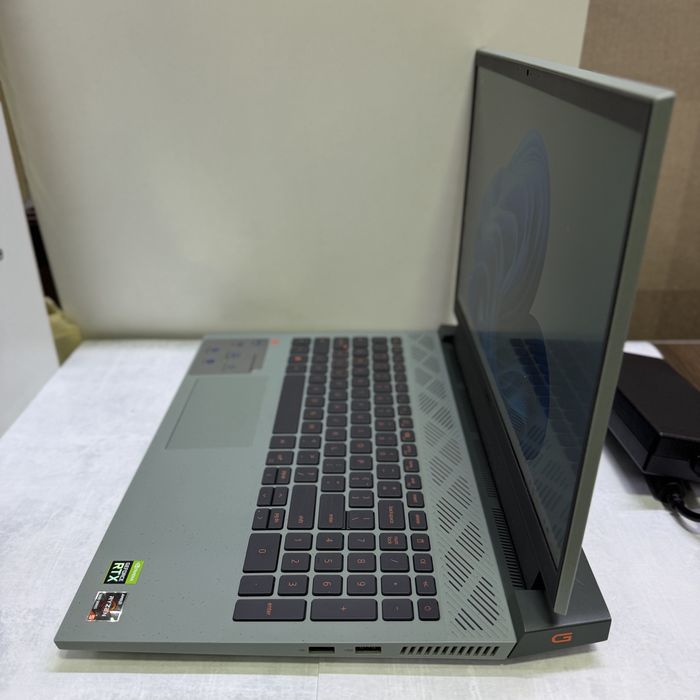Ноутбук Dell 15 Ryzen Edition/P105F