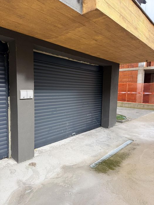 Продава се Тристаен апартамент в Кюстендил, Център - 83 кв.м за 860 €/кв.м - Снимка #2