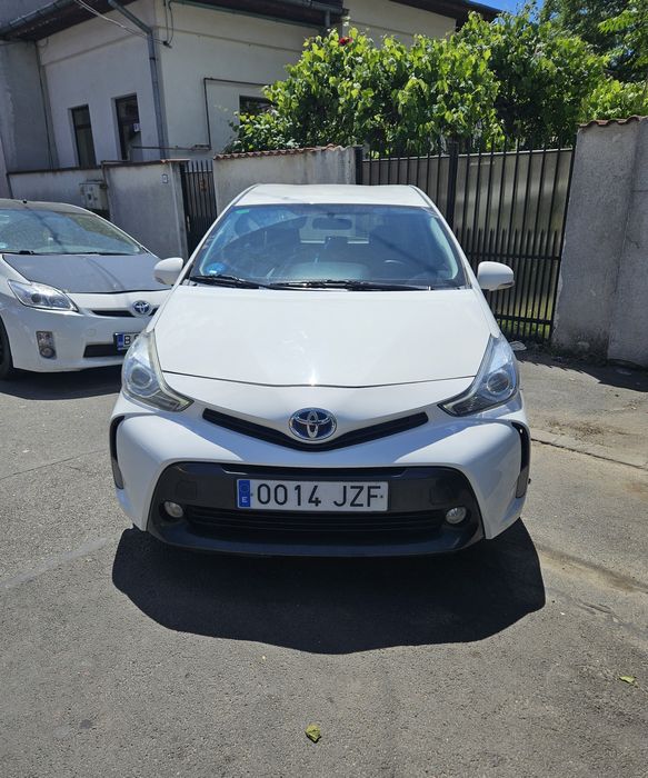 URGENT Toyota prius +  cu GPL 3 Bucati Impecabile
