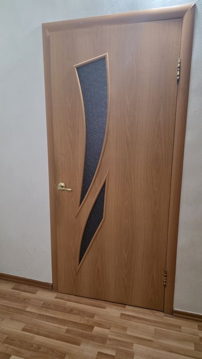 Продам двери б/у