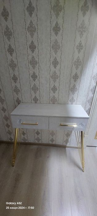O'zgacha uslubdagi yotoqxona va mehmonxona mebellari siz istagan turda