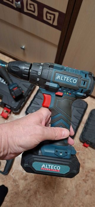 Болгарка, перфоратор, шуруповерт