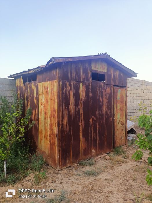 Металлический домик