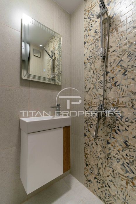 Дава се под наем Тристаен апартамент в Пловдив, Център - 112 кв.м за 872.61 € - Снимка #9