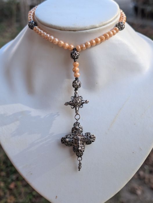 Rozariu vechi de mana din argint in filigran cu perle, copii