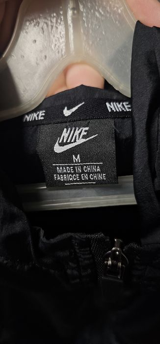 Ветровка на NIKE