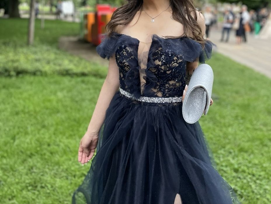 Бална рокля