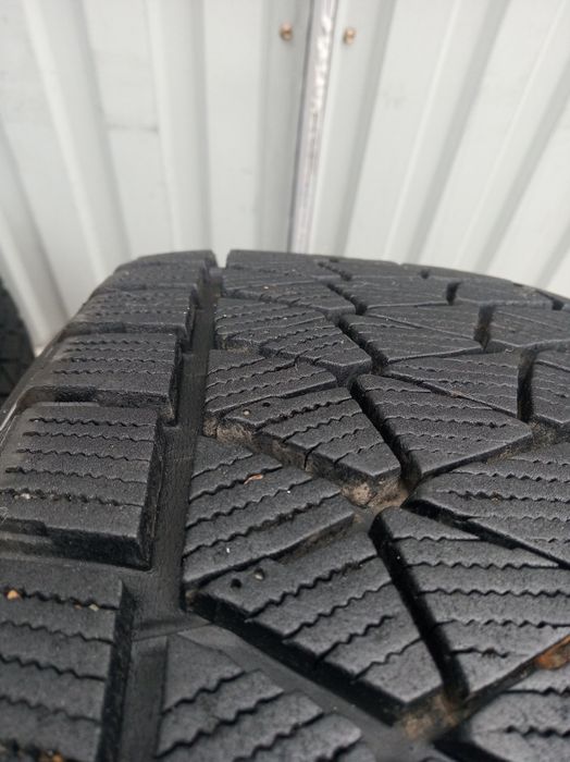 Комплект bridgestone р 17 4 шины