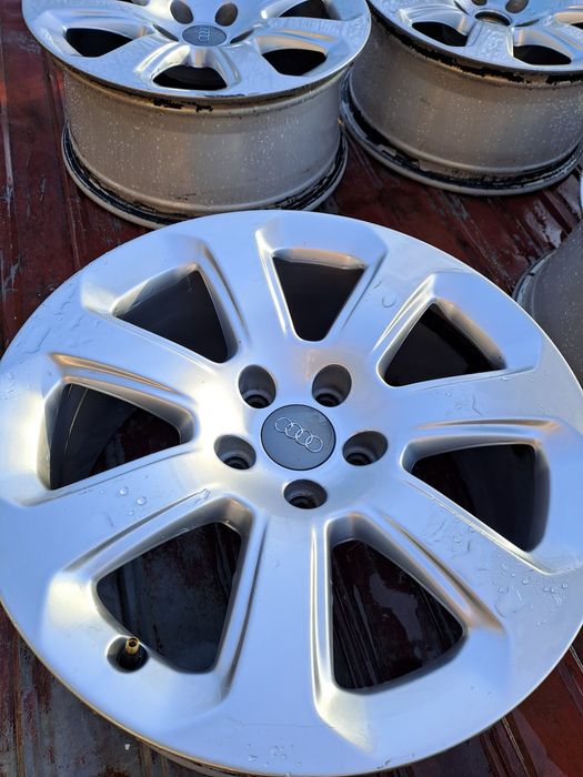 Vand  set Jante R17