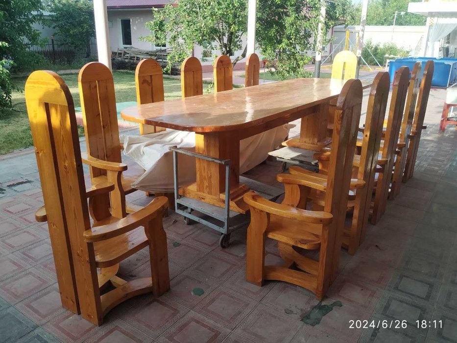 Стол 1 и кресла 12